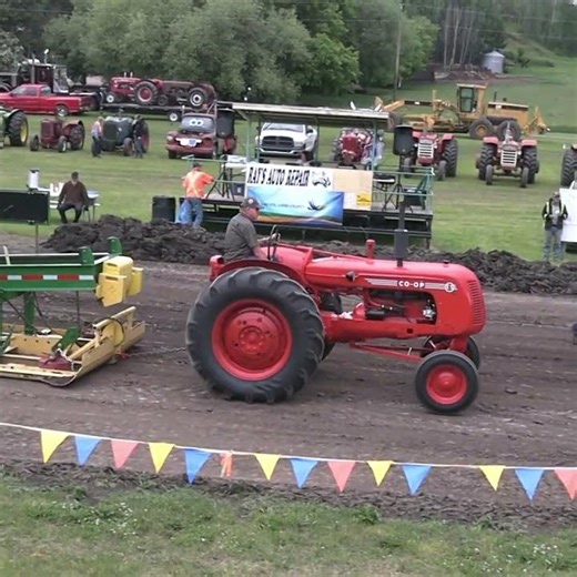Ken Connolly - Ol' Pembina June 2025
