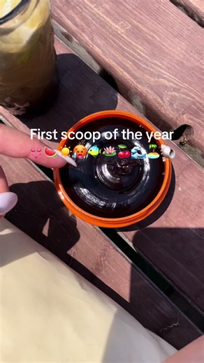 sss.udee (@sss.udee) adlı kullanıcının 888 - 𝐶𝐴𝑆𝐻 ﾒ𝟶 ile oluşturduğu videoları