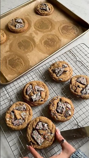 Oreo birthday cake cookies #bakingvideo #sweet #desset