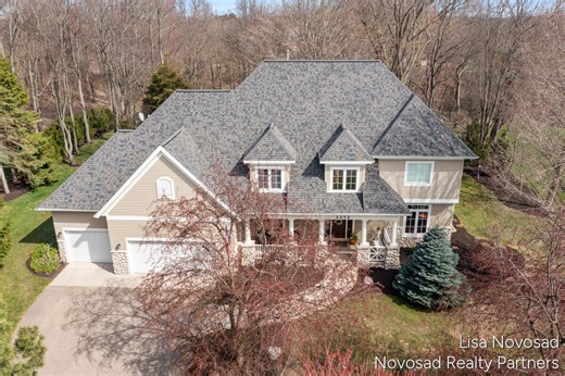 2272 Cascade Lakes Circle SE, Grand Rapids, MI 49546 - MLS 26016021 - Coldwell Banker