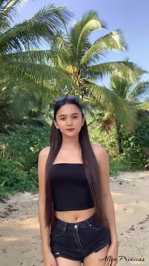 Explore Alien Princesses in This Unique Pinay Video