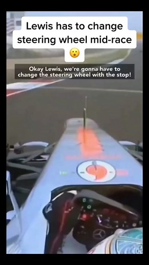 Lewis Hamilton's Mid-Race Steering Wheel Change