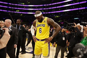 LeBron James breaks records and then loses games: It's a tradition, and there's proof