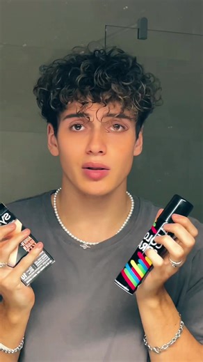 Black vs Brown Hair Men: Curly Hair Color Spray Tutorial
