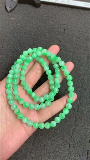Bright Green Jadeite Beaded Multi-strand Necklace/Bracelet