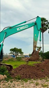 Powerful Kobelco Excavator | Extreme Digging & Earthmoving