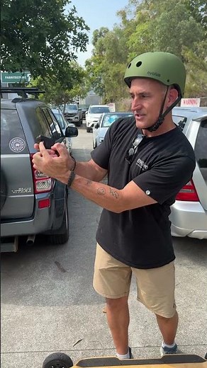 How to ride an electric skateboard