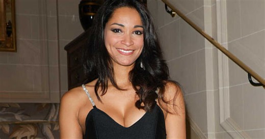 "Je ne pense pas mériter ça" : Cindy Fabre révèle pourquoi elle ne sera pas présente à l'élection de Miss France 2026 ce samedi