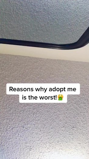 Reasons why adopt me is the worst!🤮 #foryoupage #roblox #adoptme