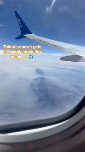 This view never gets old… airplane window magic ✨✈️ #dailyvlog #reels #fyp #short#airplane