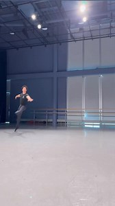 Alejandro Olivera dancer cuban | Profesor José Gongora Ballet