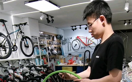 自行车轮圈修复（大变形修复过程）