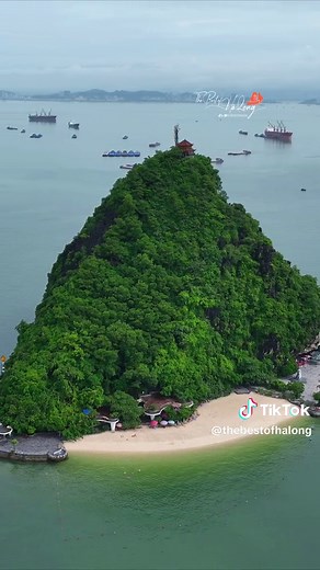 Khám Phá Đảo Ti Tốp - Điểm Đến Du Lịch Tuyệt Vời ở Quảng Ninh