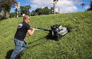 Ybravo Commercial 25″ Mower Gen II Video Review