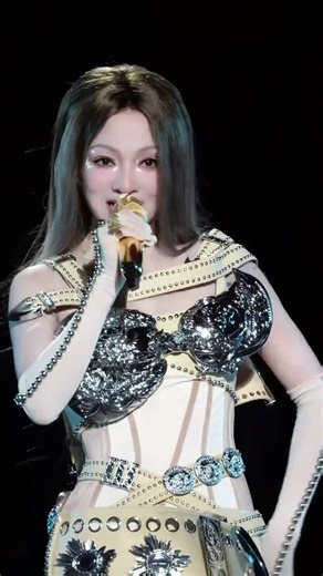 也没人告诉我张韶涵跳舞这么欲啊 来听更多无损版歌曲 #张韶涵 #张韶涵成都演唱会 #张韶涵演唱会