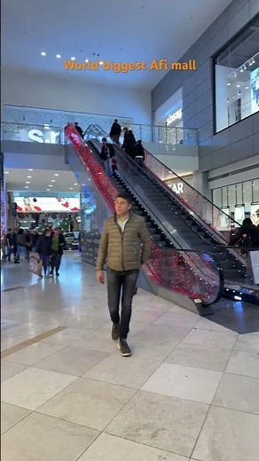 World biggest mall...#shorts #mall #shopping #shop #shoppingvlog #parcentage #buy#buying #foodmaking