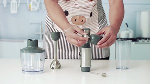 Immersion Blender Handheld Pro, 5-in-1 800W Small Hand Blenders Immersion Emulsion, Smart Stick 12 Speed and Turbo Mode, 4 Titanium Steel Blades, with Whisk, Chopper/Grinder Bowl/Beaker/Measuring Cup