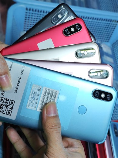 #redmi6x #xiaomi6x #mi6x #6x #fyp 🔥 Xiaomi Mi 6X အရမ်းတန် Original Second 🔥 အသုံးပြုရအဆင်ပြေပြီး Performance ကောင်းတဲ့ Xiaomi Mi 6X (6GB 128GB) ရောင်းရန်ရှိပါတယ် ✅ ✨ ဖုန်းအချက်အလက်များ ✔ RAM 6GB ROM 128GB — အသုံးပြုရာမှာ Smooth ဖြစ် ✔ Original Second Hand — အခြေအနေကောင်း ✔ Camera ကြည်လင် — နေ့စဉ်အသုံးပြုရန်အဆင်ပြေ ✔ ကိုင်ရတာပေါ့ပါးပြီး လက်ထဲအဆင်ပြေ ✔ System တည်ငြိမ် — Main Phone / Backup Phone အဖြစ်သုံးလို့ရ 🎨 အရောင် ၅ မျိုး ရွေးချယ်နိုင် Color များစွာ Stock ရှိ ✅ 💯 Original Device 📱 တန်ဖို