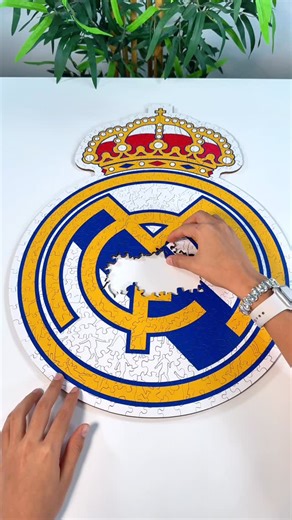 ⚽ Spain’s Football Giants in Your Hands! 🧩 Turn your passion for Barcelona, Real Madrid & Valencia into art! Each premium wooden puzzle comes with player-shaped pieces, stunning detail, and the magic of La Liga — perfect for fans, collectors, or as a unique gift. ✨ Build it. Frame it. Live it. 👉 Discover the full collection now at : 👉 www.iconic-puzzles.com | Iconic Puzzles