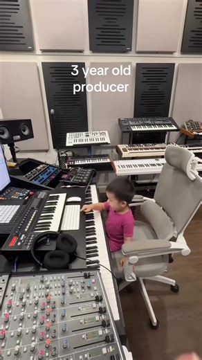 Tôi có nên debut cho con 🤣🤣 #Musicproducer #Beatmaker