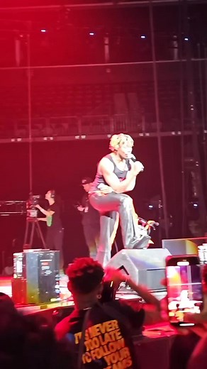 Asake performing lonely at the top at barclays center newyork. #asake #newyork