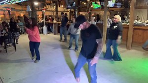 Askin' Questions Count: 32 Wall: 4 Level: Beginner / Intermediate Choreographer: Larry Bass (USA) - July 2009 Music: Askin' Questions - Brady Seals Alt Music: C'est LA Vie - Yung Gravy | Red Dirt Road Line Dancing