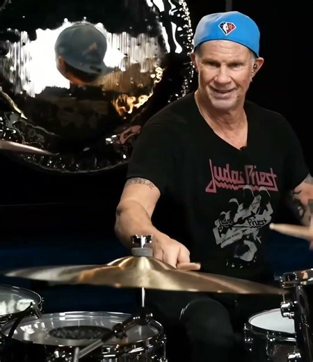 #redhotchilipeppersconcert