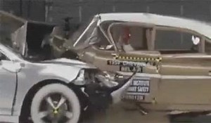 Crash Test : 1959 vs. 2009 | Share.me