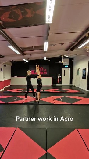 Partner Work in Acro: Duo Gymnastics Tricks & Lifts