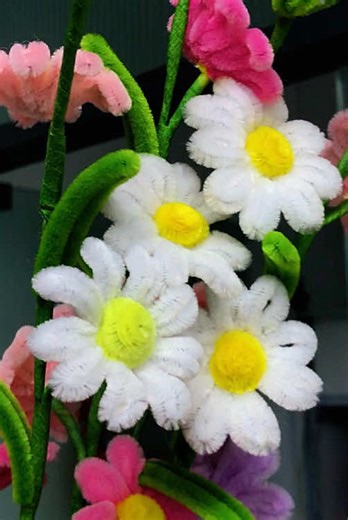 Easy DIY Chenille Stem Flowers for Home Decor