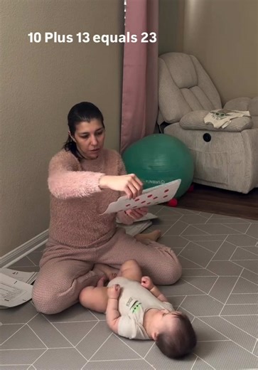 Learning addition with my 7 mo ☺️ #babydevelopment #smartbaby #earlylearning101 #7monthsold #mathforkids