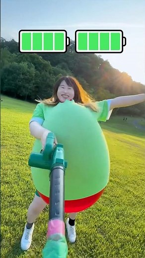 My Little White Pony Balloon Popping Dance Challenge 巨大風船服の中で膨らませて踊ってみた #Shorts #mylittlewhitepony