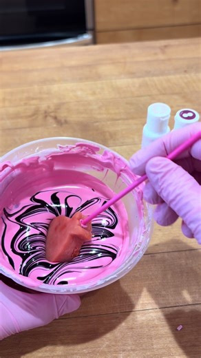 Marble Cake Pops: The Art of Dipping Balloons