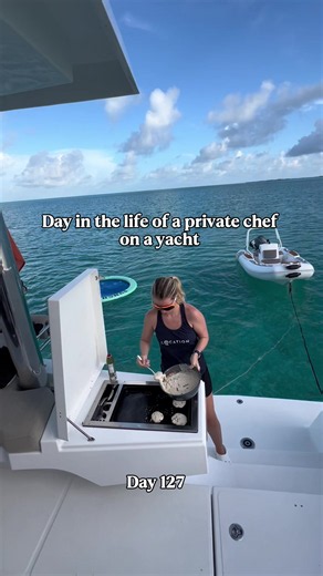 Lemon and raspberry drizzle cake 😍 #sailing #privatechef #sourdough #bahamas #yacht