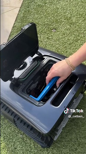 Robotic Pool Cleaners: The Ultimate Summer Helper