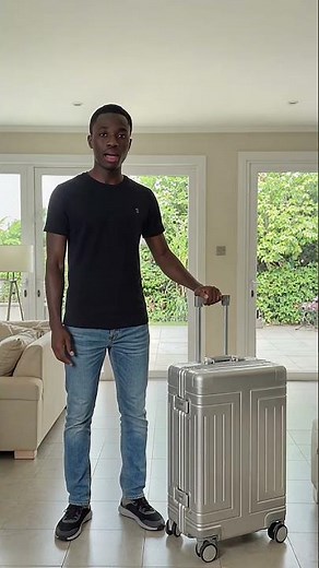 Premium Aluminum Luggage Review – Replaceable Wheels & Luxury Travel Design ✈️