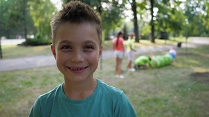 Portrait Cute Little Child Park Slow: vídeo stock (100% livre de direitos) 1036747715 | Shutterstock