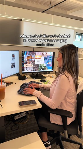 Acting productive🤭 Meanwhile the social team chat is very active… #social #officelife #corporatehumor #marketing #coworkers