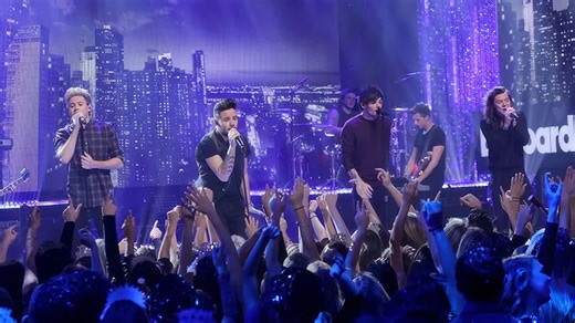 【4K60帧】竟是最后一场合体舞台… One Direction《Perfect》151231跨年舞台 · 画质提升/调色重制