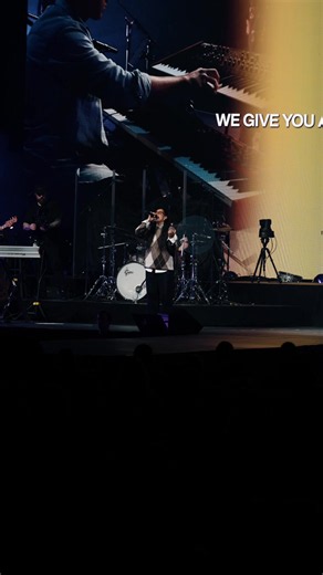you’ll always be worthy of our praise Jesus😭 | lizzie morgan