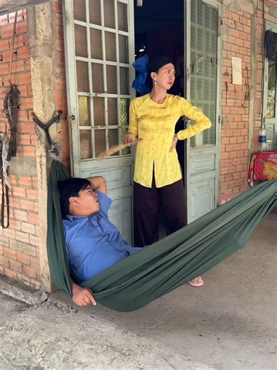 Ông bà nội thương Kubo và cha lắm