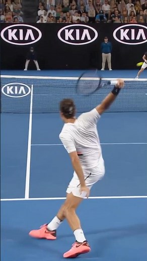 Federer Backhand Down the Line | The Perfect Angle
