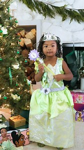 Disney Princess gifts to delight the little one in your life! Today’s feature is Tiana! 💚🎷 Which Disney Princess inspired gifts do you want to see next? #12DaysofPrincess #12DaysofDisneyPrincess | Disney Family