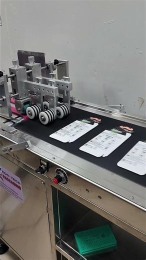batch coding machine conveyor #machine #printing #batchcoding #batchcodingmachine #perfume #ecotech