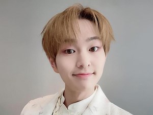 SHINee's Onew confirms new solo album in March