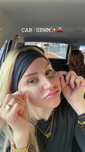 what do you guys think should i wear a wig at my wedding reception that’s not anywhere in sight? HAHAH @Huda Beauty @Rare Beauty @Patrick Ta Beauty @COVERGIRL @Nudestix @NARS Cosmetics @Haus Labs @loréal paris usa