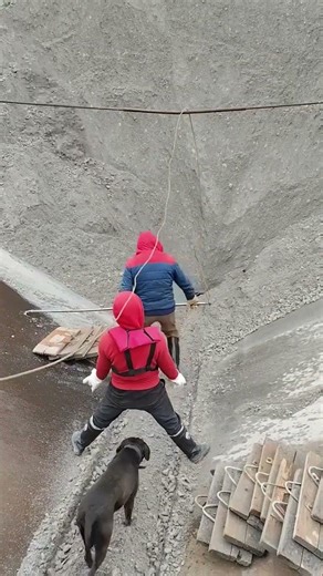 自律小黑的跑步日常 Barge unloading | Satisfying VIdeo | Relaxing video