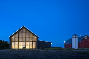 Soaring Trusses at the Tashjian Bee and Pollinator Discovery Center