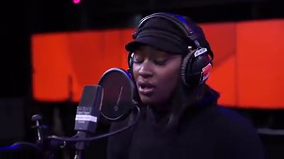 Pour sa carte blanche, Aya Nakamura reprend "Avec classe" de Corneille | France Inter