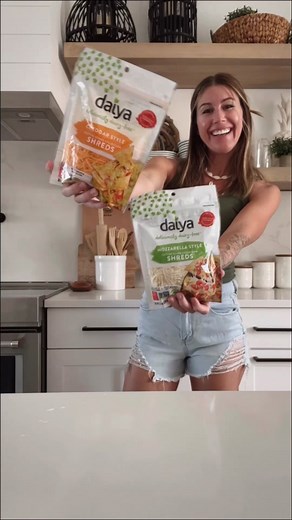 #sponsored Dairy-free cheddar bacon grilled cheese and dairy-free mozzarella chicken quesadillas with @daiyafoodsinc! So glad I discovered Daiya dairy-free cheese because Donovan is sensitive to dairy. This has been such a game changer! We can still make him all of his favorite meals but keep them #dairyfree with #daiyafoods. #allergyfree #dairyfree #veganmeals #walmart #kroger #wholefoods